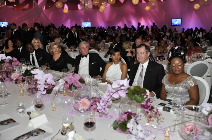 Vente aux enchères : 302 millions CFA récoltés